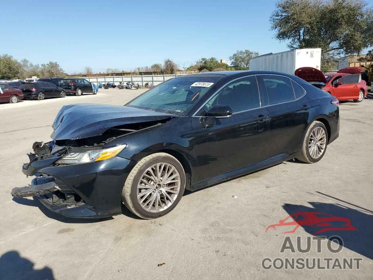 TOYOTA CAMRY 2019 - 4T1B11HK2KU695042