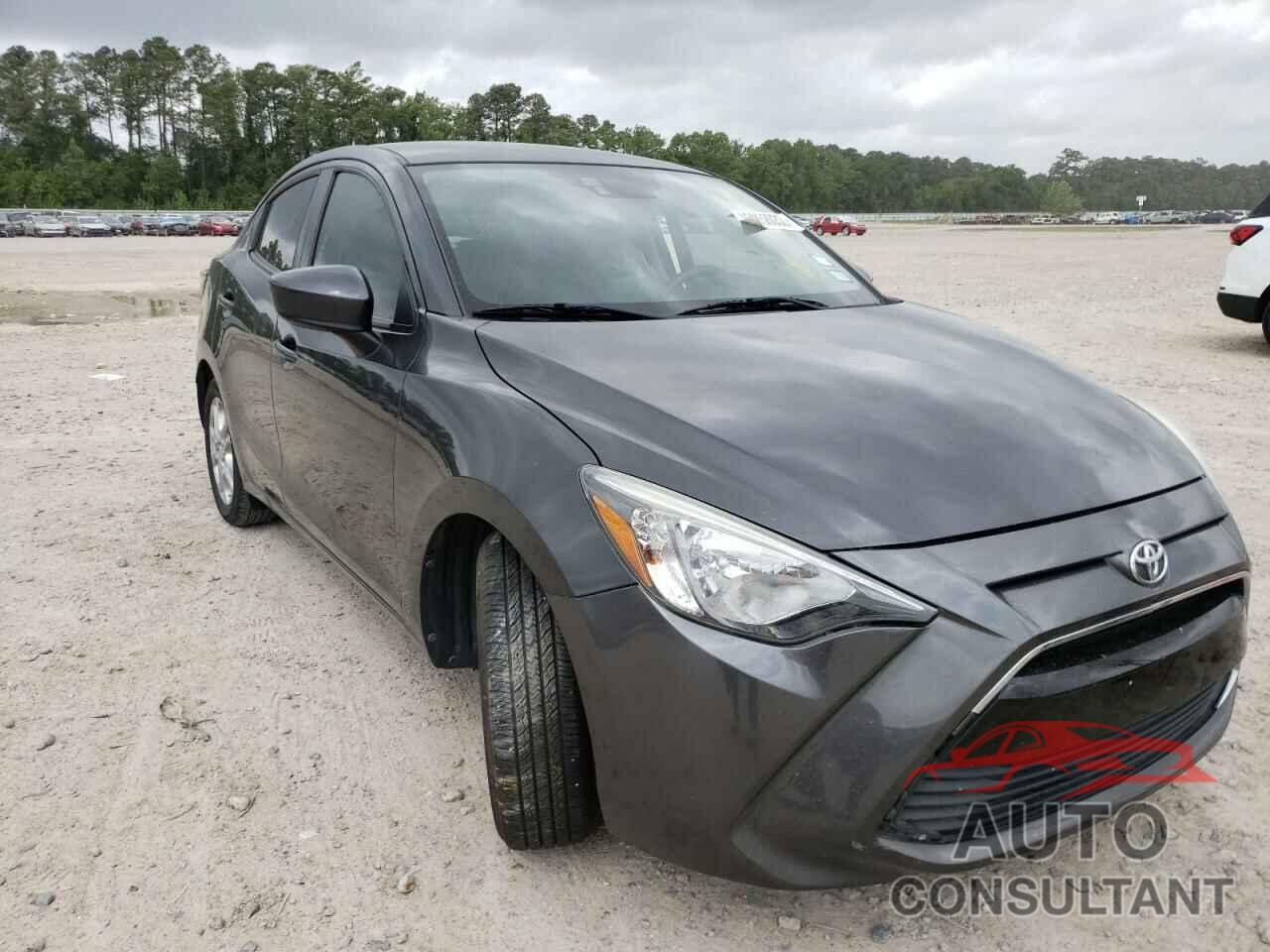 TOYOTA YARIS 2017 - 3MYDLBYV2HY192352