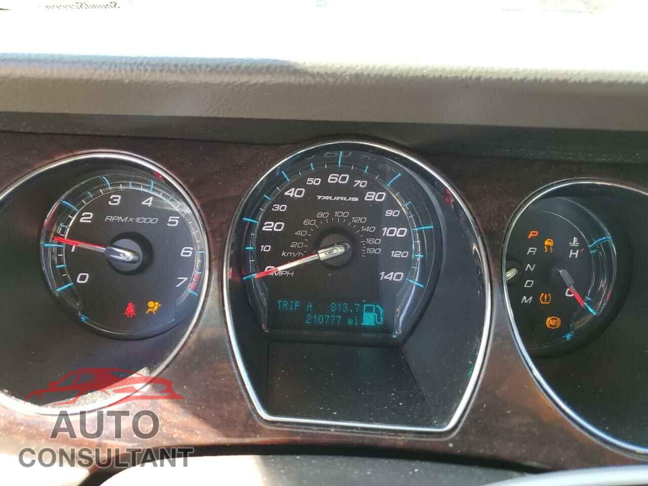 FORD TAURUS 2011 - 1FAHP2FW9BG124466