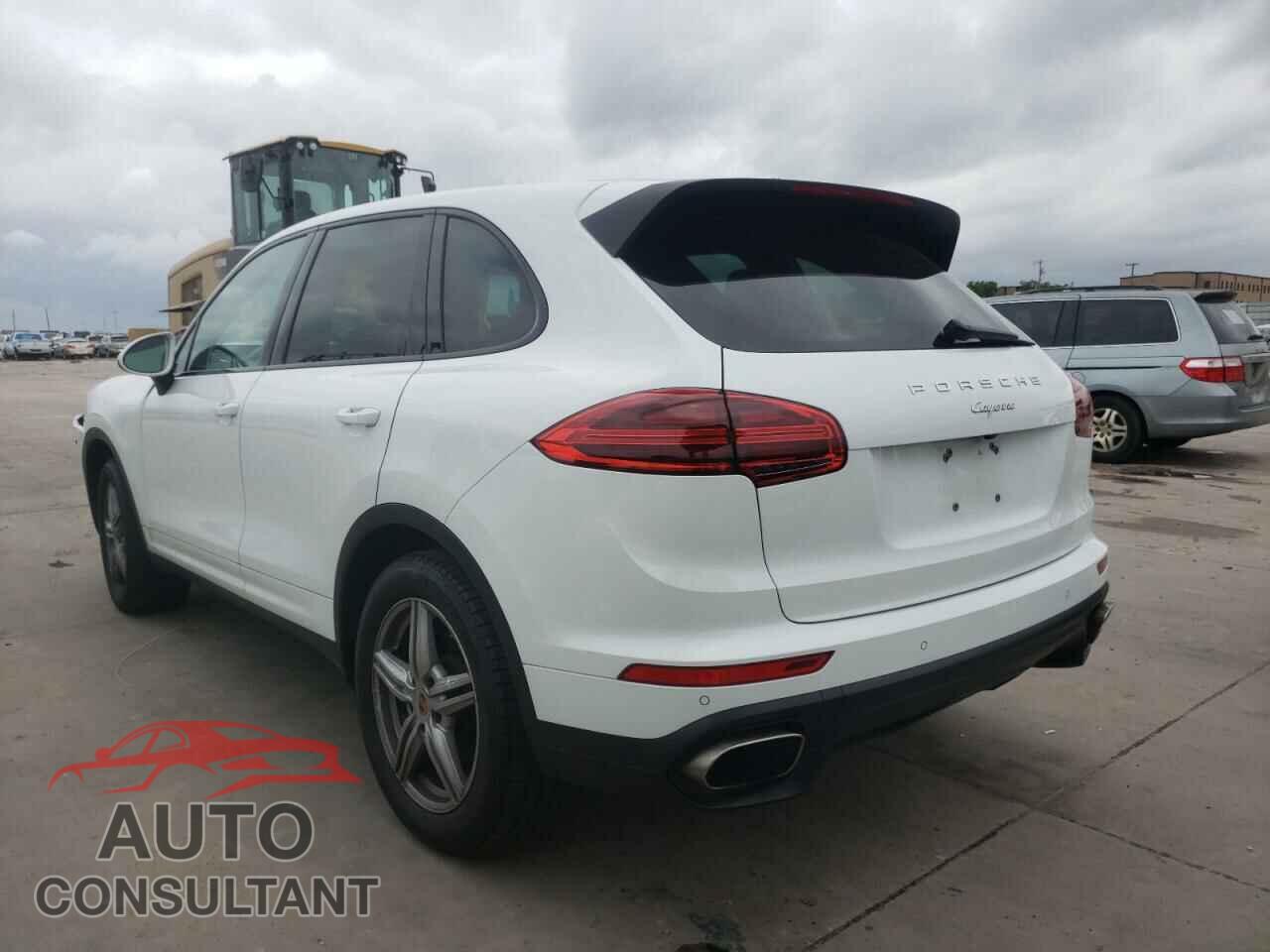PORSCHE CAYENNE 2016 - WP1AA2A23GLA04063