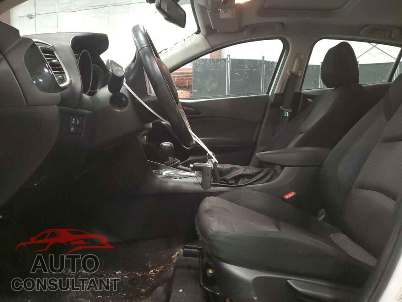 MAZDA 3 2016 - 3MZBM1M76GM261101