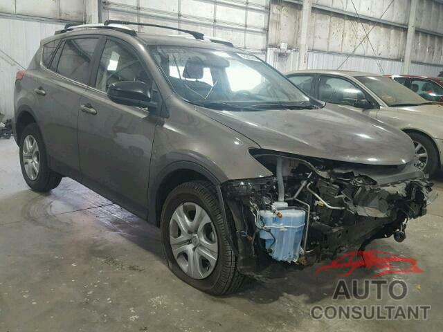 TOYOTA RAV4 LE 2015 - JTMBFREV7FD149295