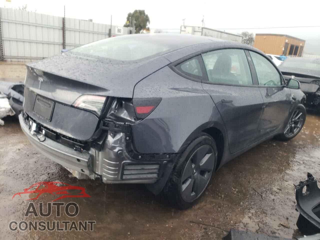 TESLA MODEL 3 2023 - 5YJ3E1EA3PF711984