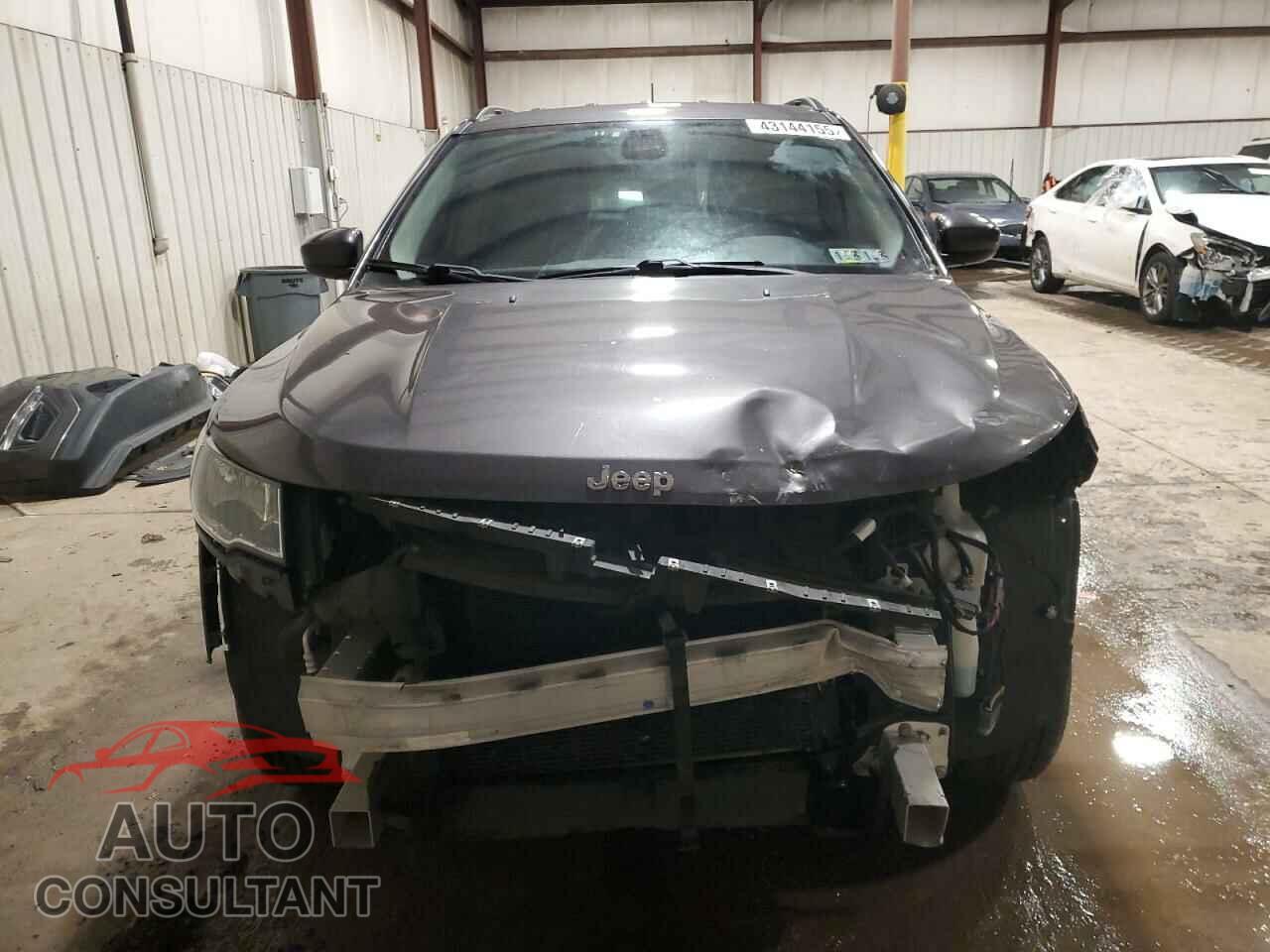 JEEP COMPASS 2017 - 3C4NJDBB0HT660966