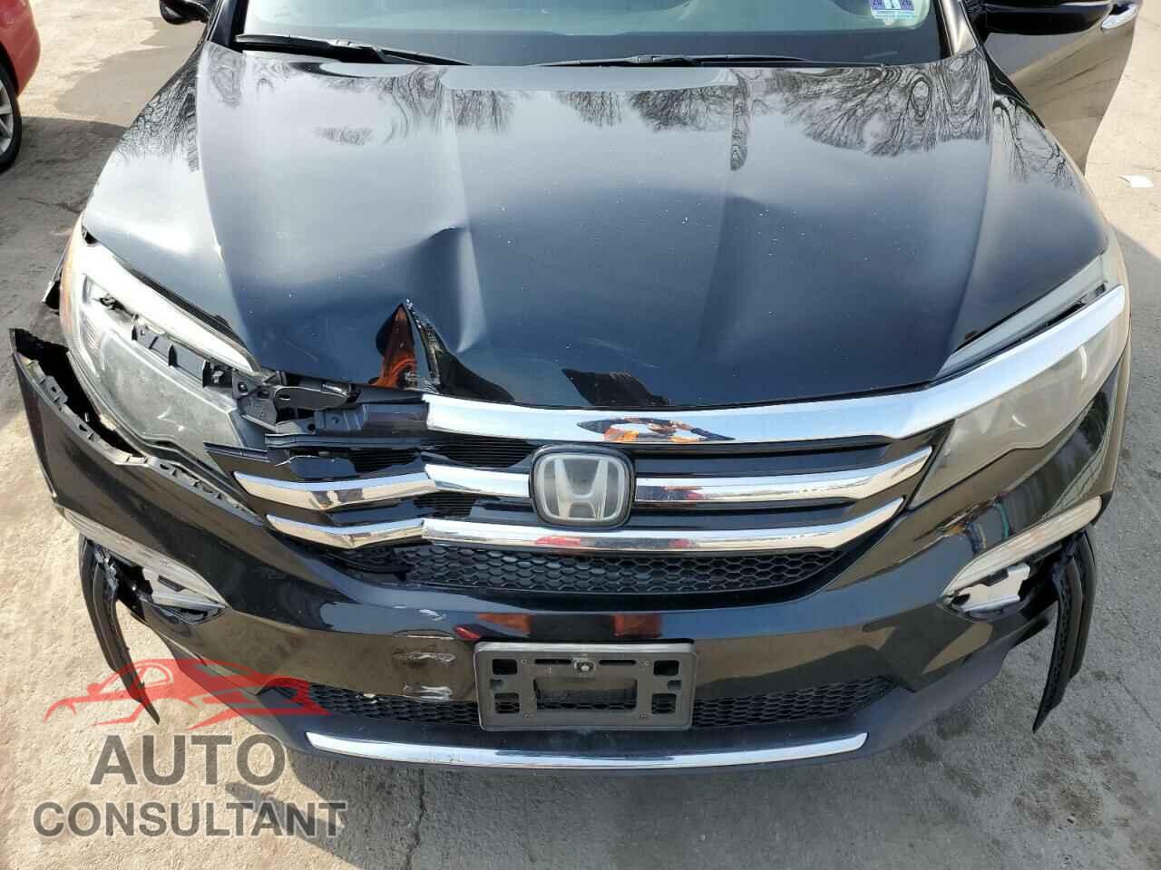 HONDA PILOT 2017 - 5FNYF6H91HB002764