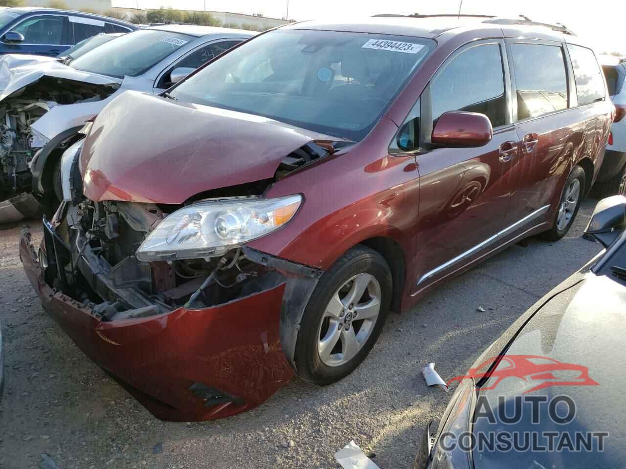 TOYOTA SIENNA 2018 - 5TDKZ3DCXJS915294