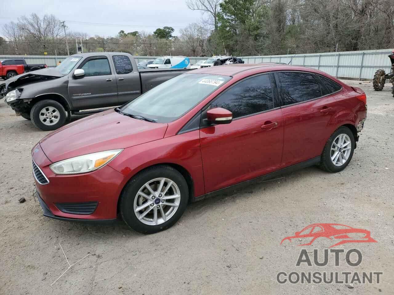 FORD FOCUS 2017 - 1FADP3F28HL253879