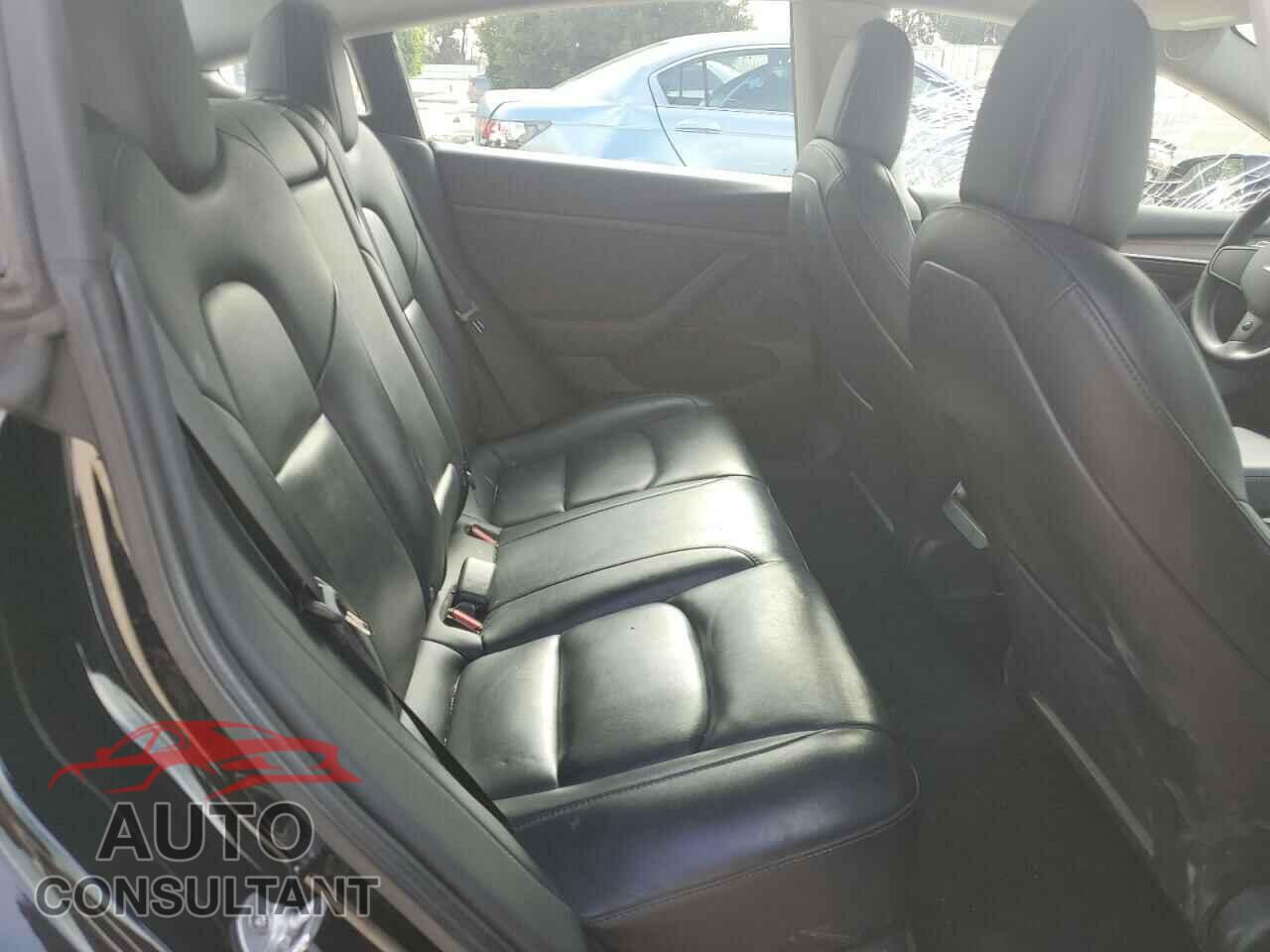 TESLA MODEL 3 2022 - 5YJ3E1EA0NF210662