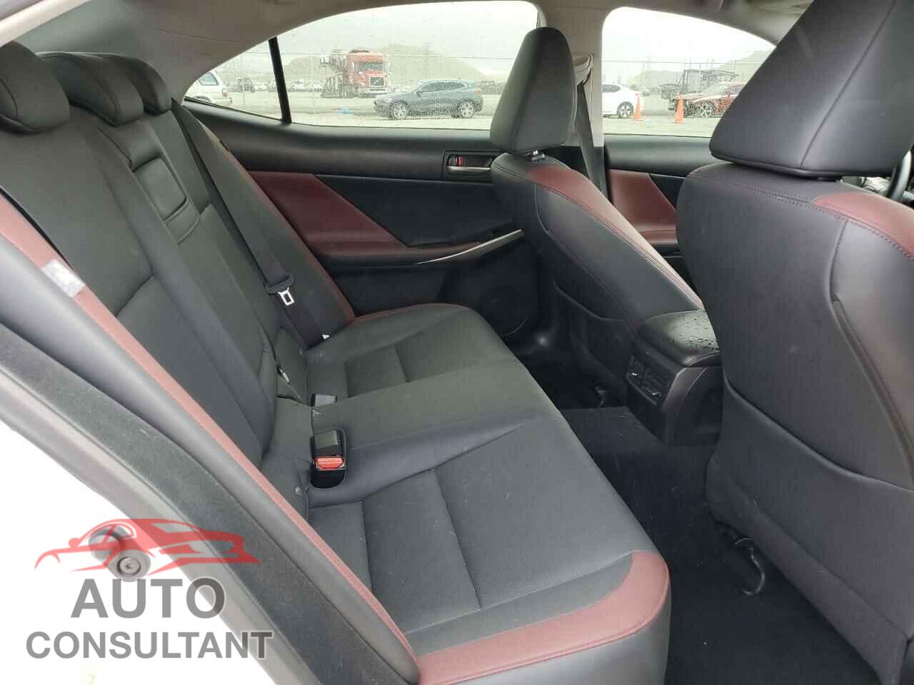 LEXUS IS 2019 - JTHBA1D22K5087945