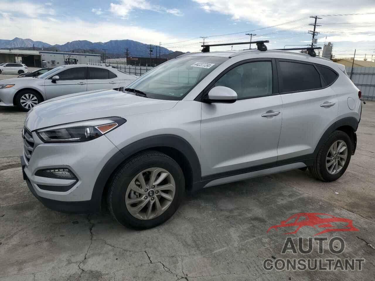 HYUNDAI TUCSON 2018 - KM8J33A49JU651566