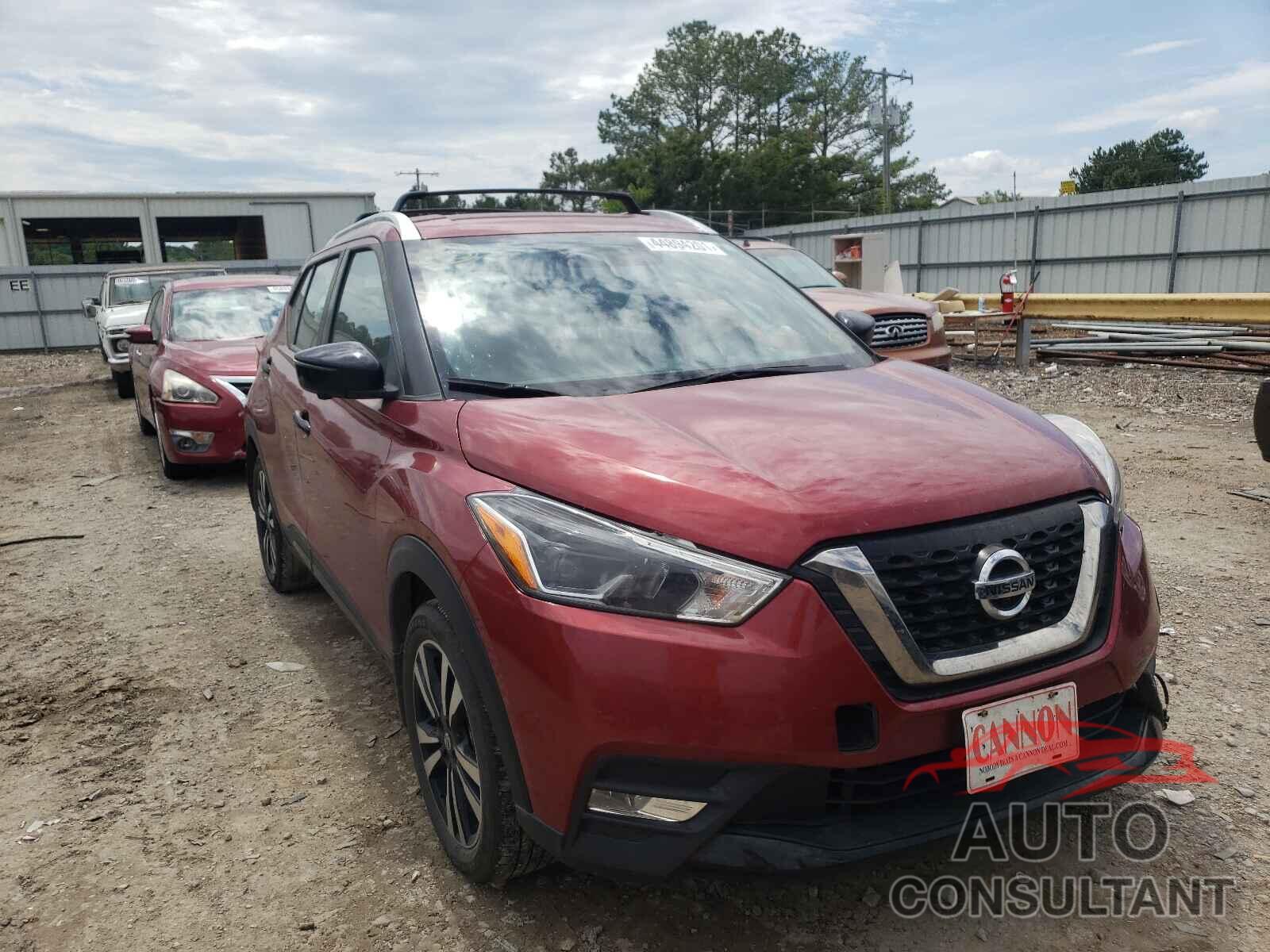 NISSAN KICKS 2018 - 3N1CP5CU2JL519093