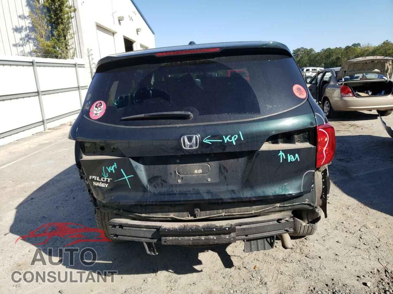 HONDA PILOT 2017 - 5FNYF5H58HB021836