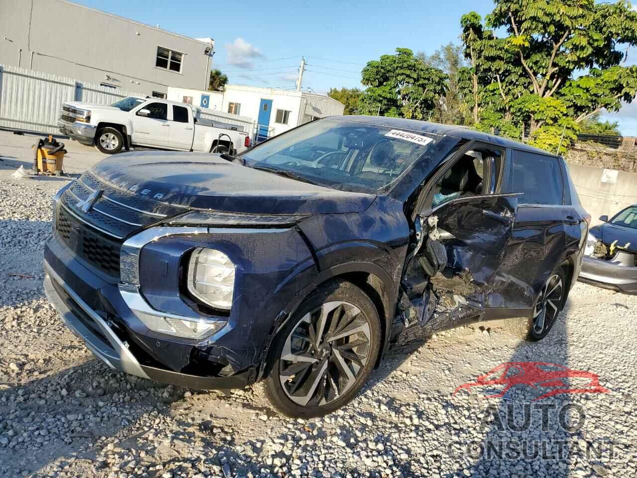 MITSUBISHI OUTLANDER 2024 - JA4T5VA97RZ023125