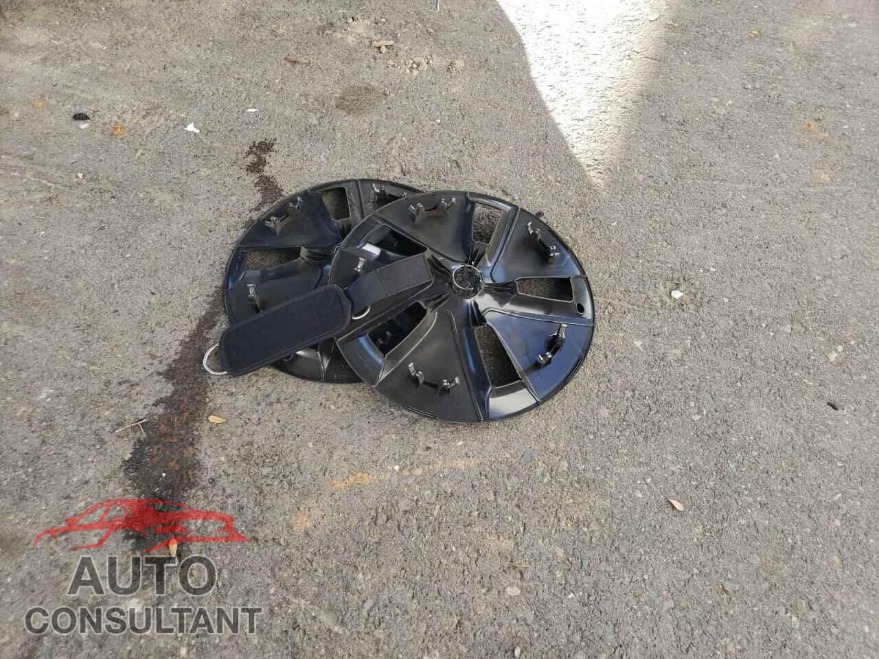 TESLA MODEL 3 2023 - 5YJ3E1EA2PF438259