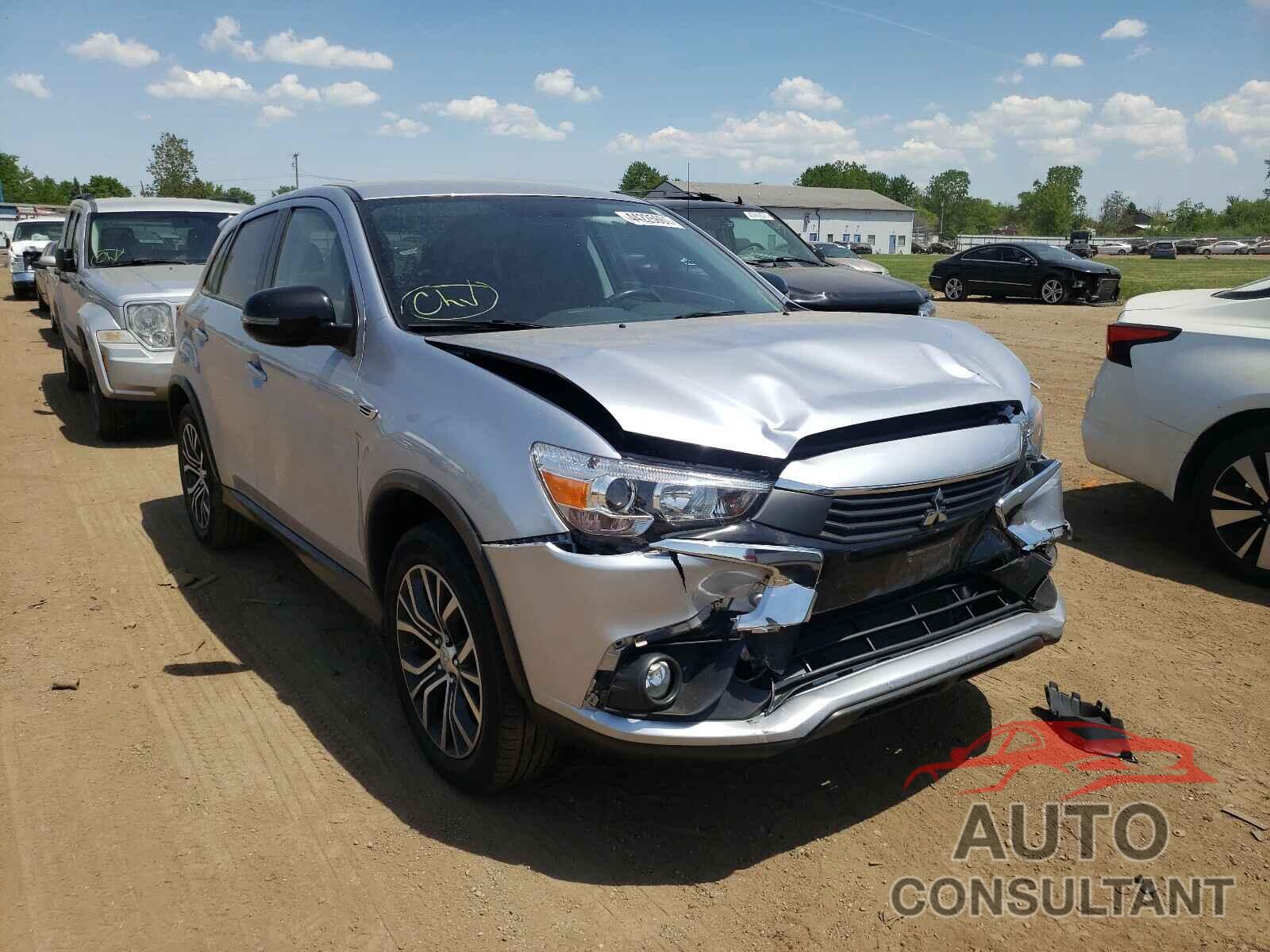 MITSUBISHI OUTLANDER 2017 - JA4AP3AU8HZ032604