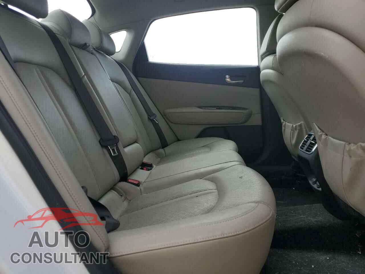 KIA OPTIMA 2018 - 5XXGU4L32JG261663