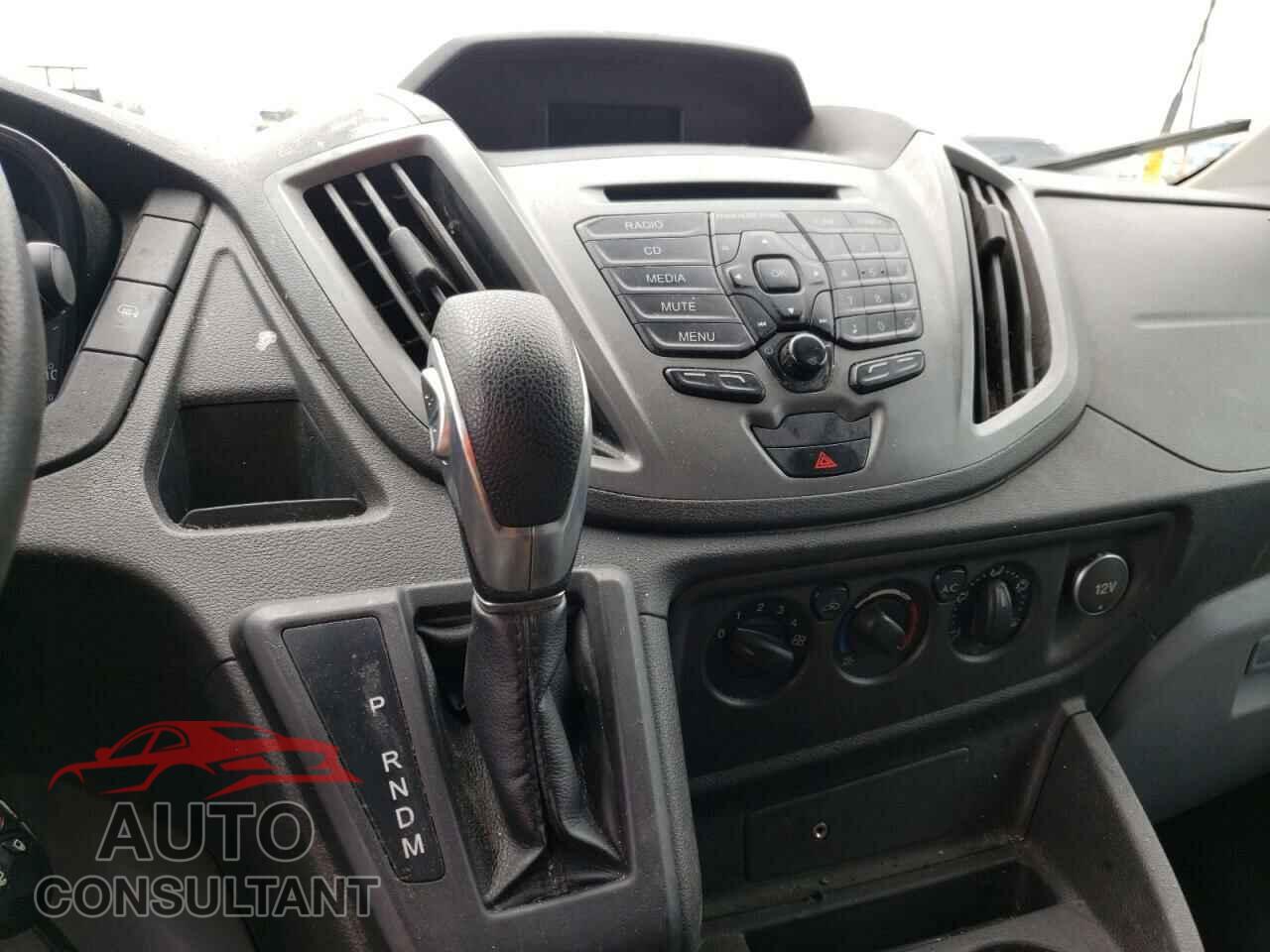 FORD TRANSIT CO 2017 - 1FTYR1YM8HKA29087