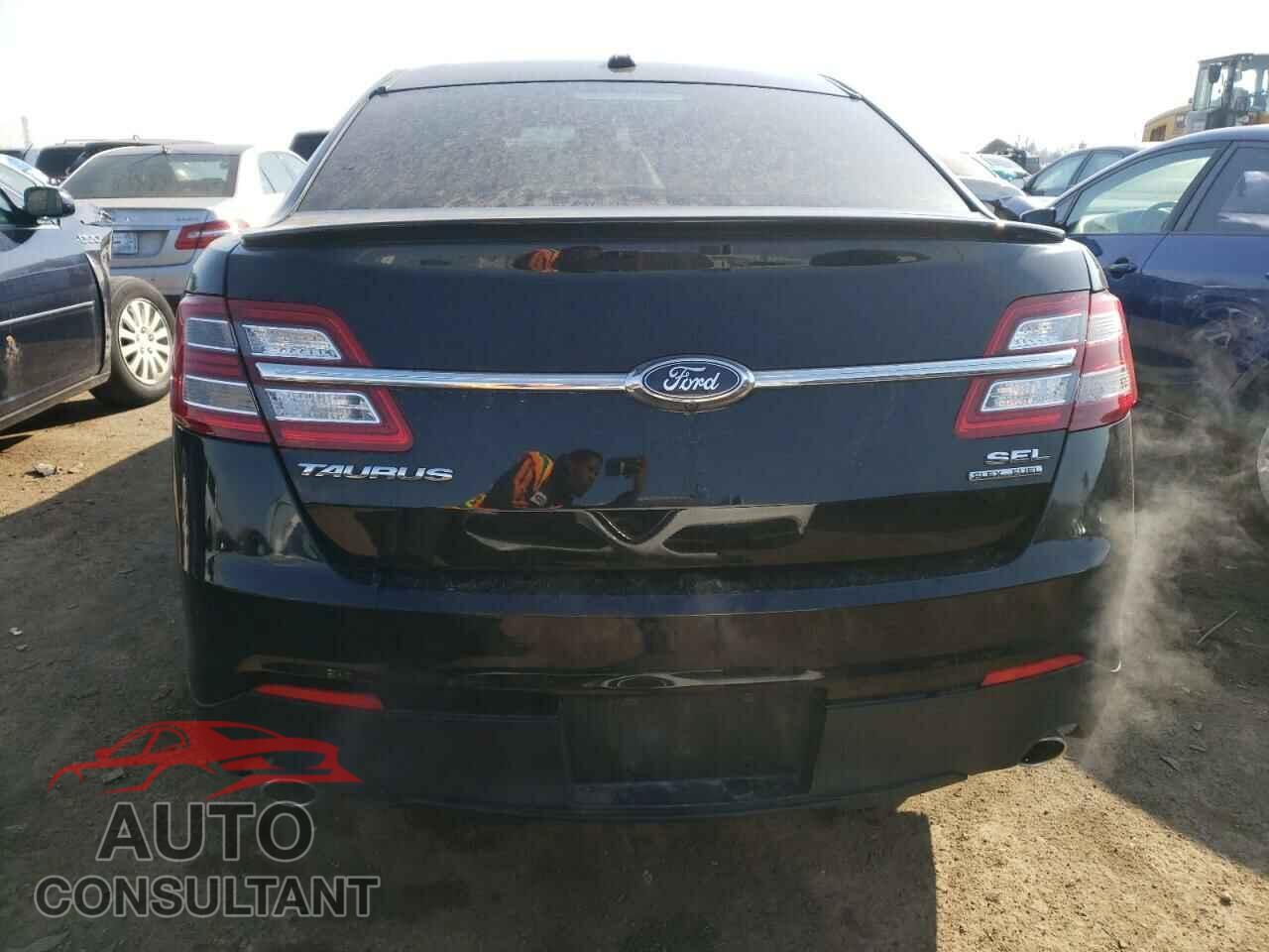 FORD TAURUS 2016 - 1FAHP2E88GG156156