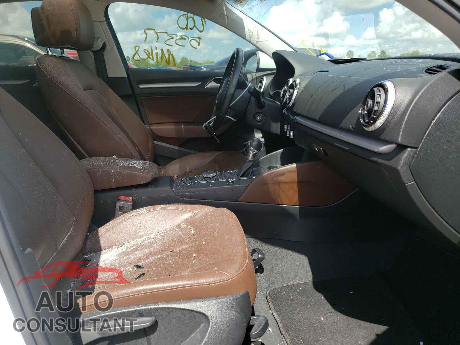 AUDI A3 2016 - WAUA7GFF0G1068384