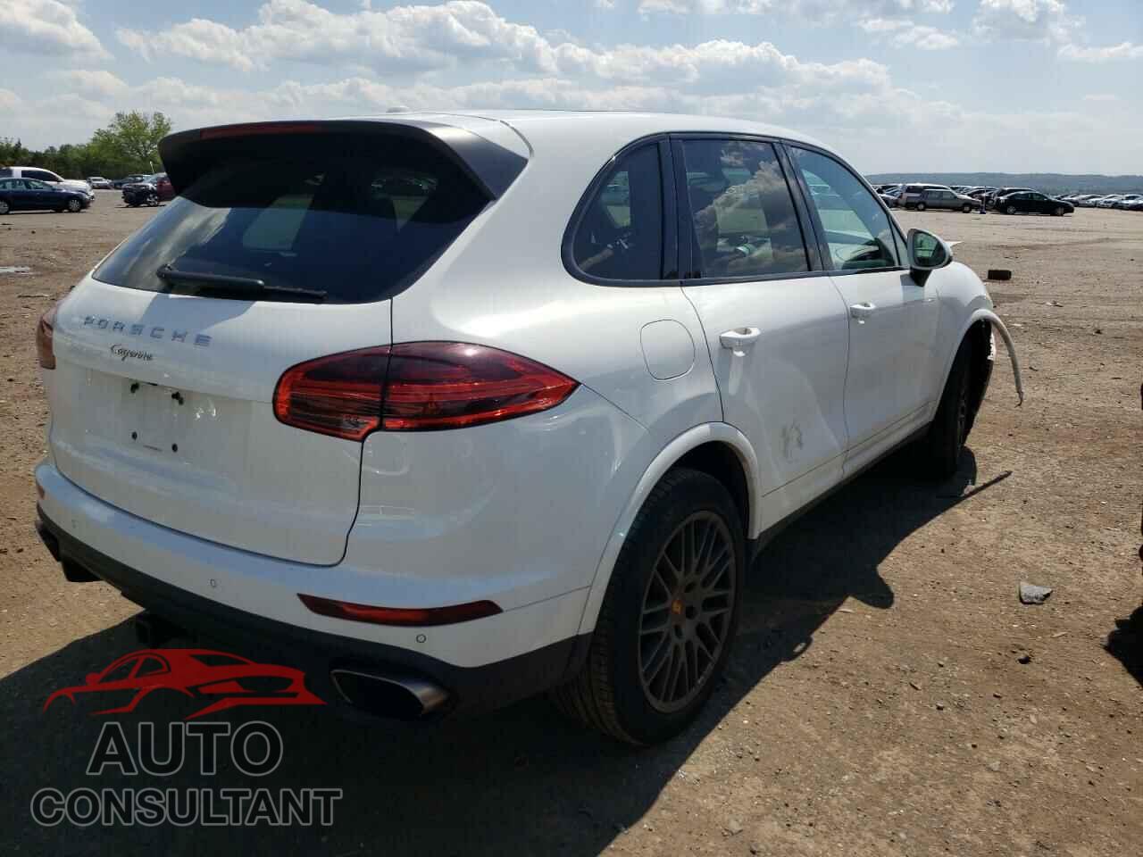 PORSCHE CAYENNE 2017 - WP1AA2A22HKA87573