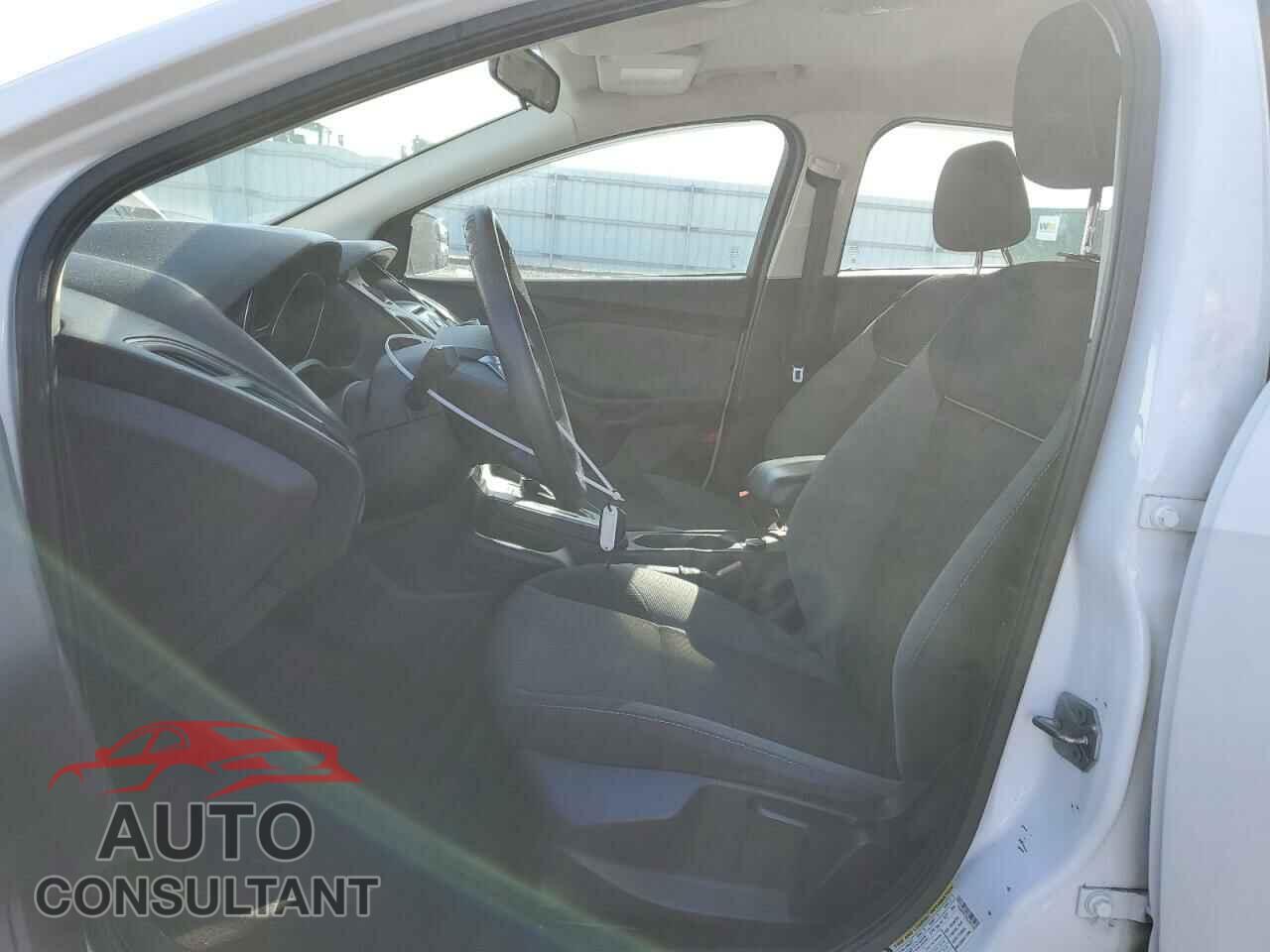 FORD FOCUS 2012 - 1FAHP3F2XCL297148