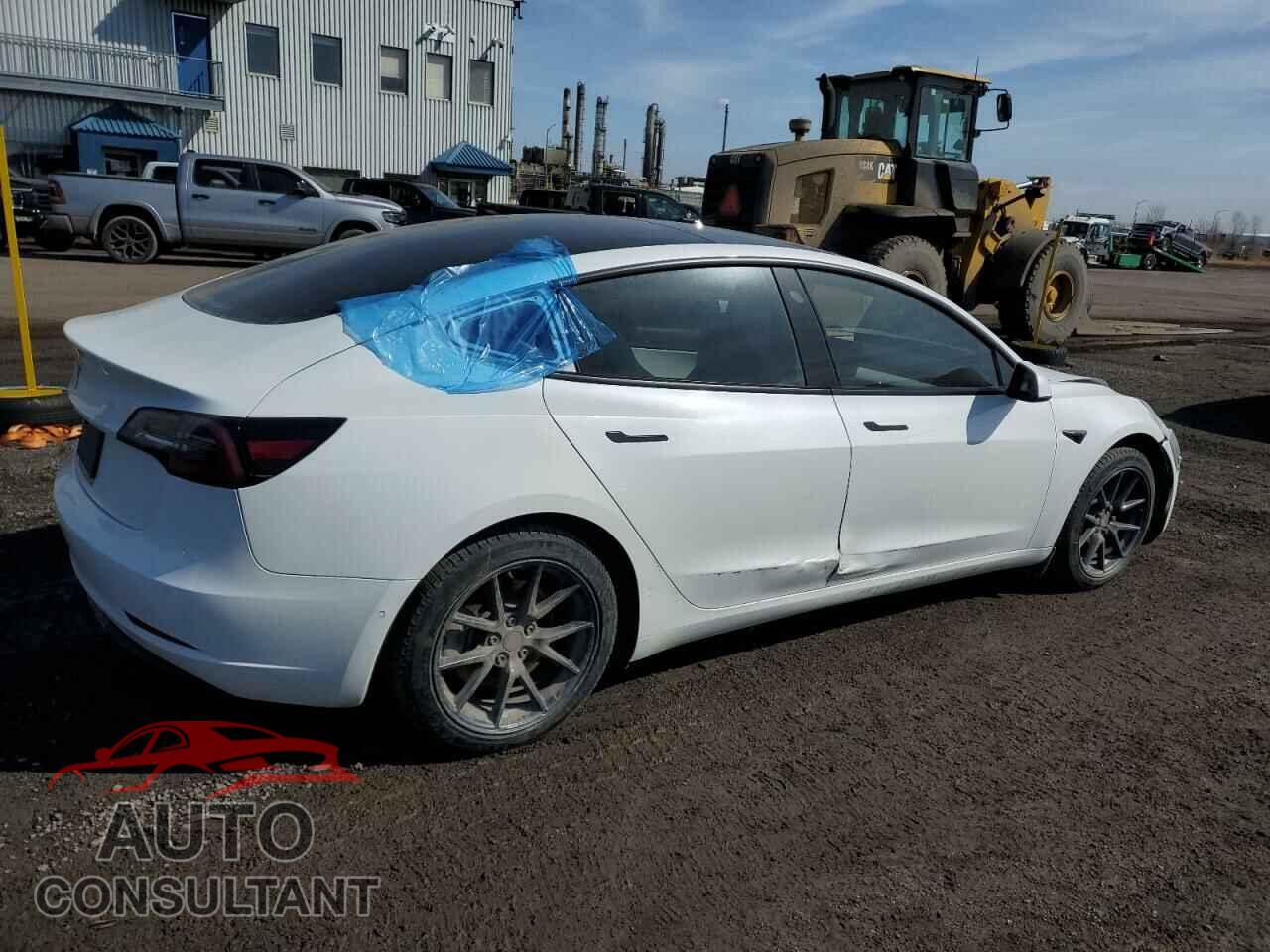 TESLA MODEL 3 2021 - 5YJ3E1EA5MF842684