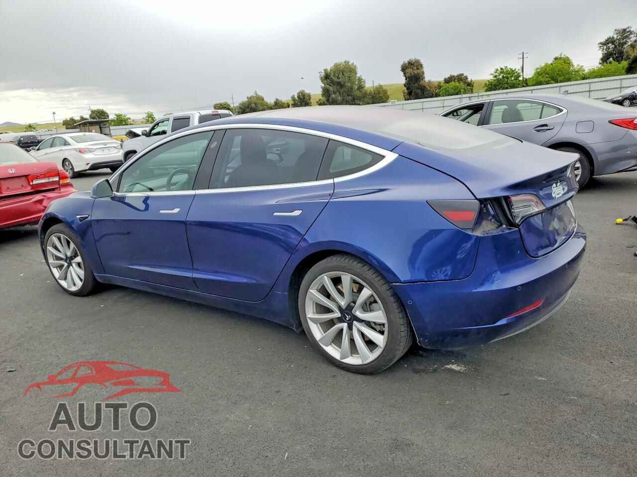 TESLA MODEL 3 2018 - 5YJ3E1EA5JF042639