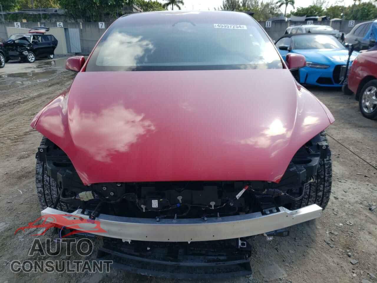 TESLA MODEL X 2023 - 7SAXCBE5XPF367136
