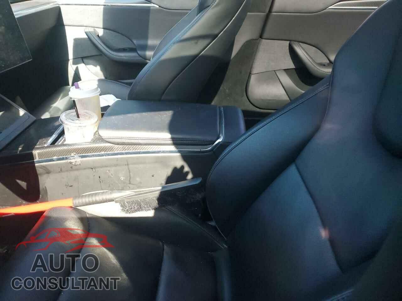 TESLA MODEL S 2023 - 5YJSA1E69PF515714