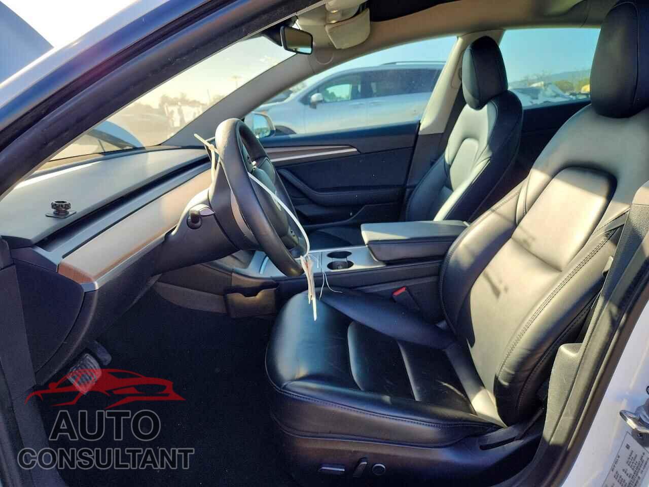 TESLA MODEL 3 2021 - 5YJ3E1EB2MF097188