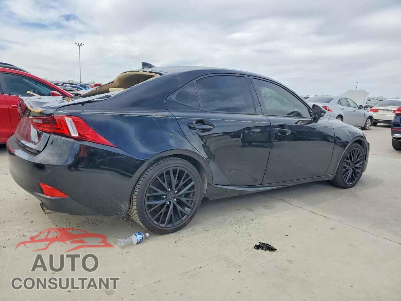 LEXUS IS 2016 - JTHBA1D23G5009665