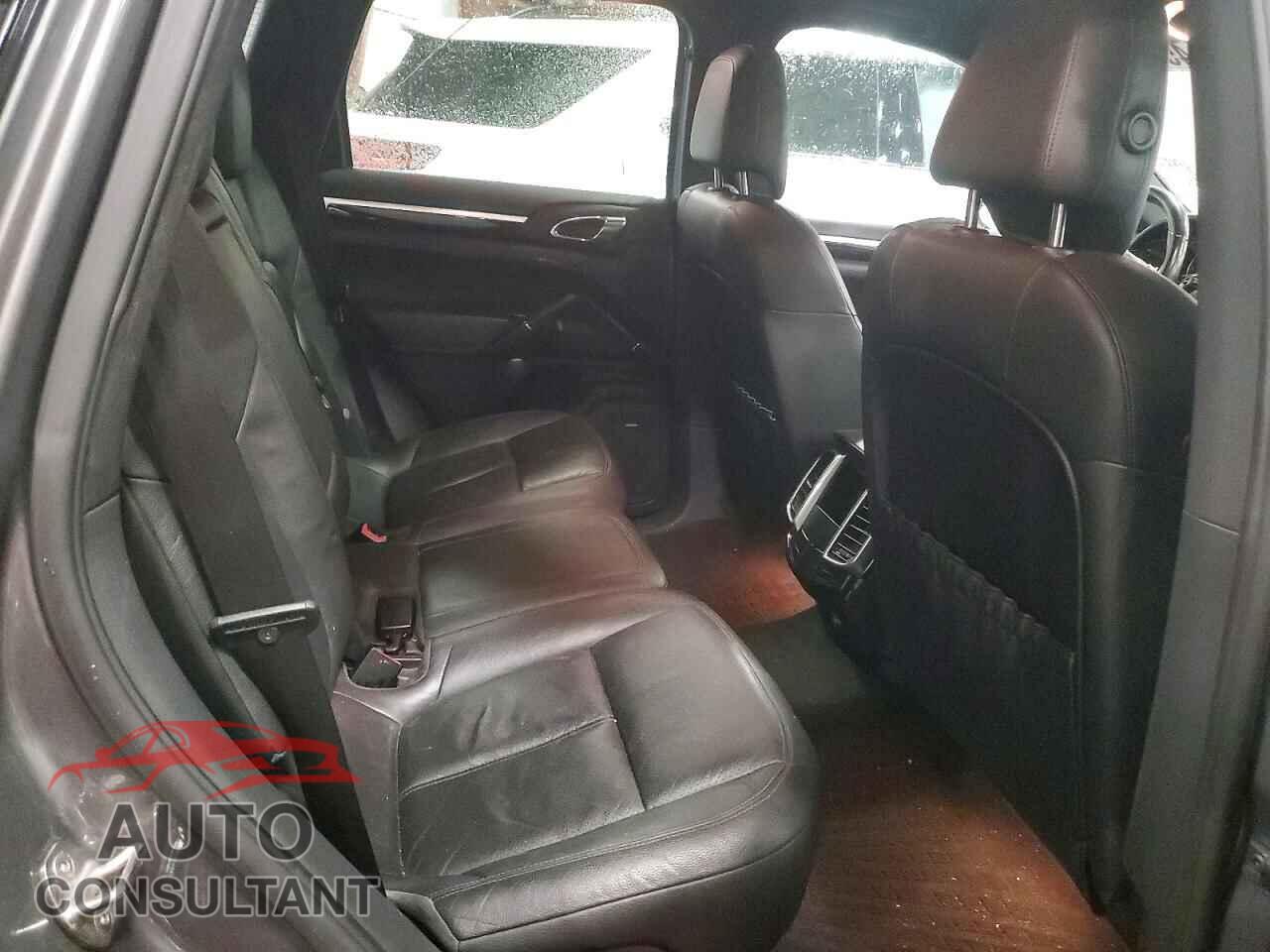 PORSCHE CAYENNE 2012 - WP1AA2A2XCLA12784