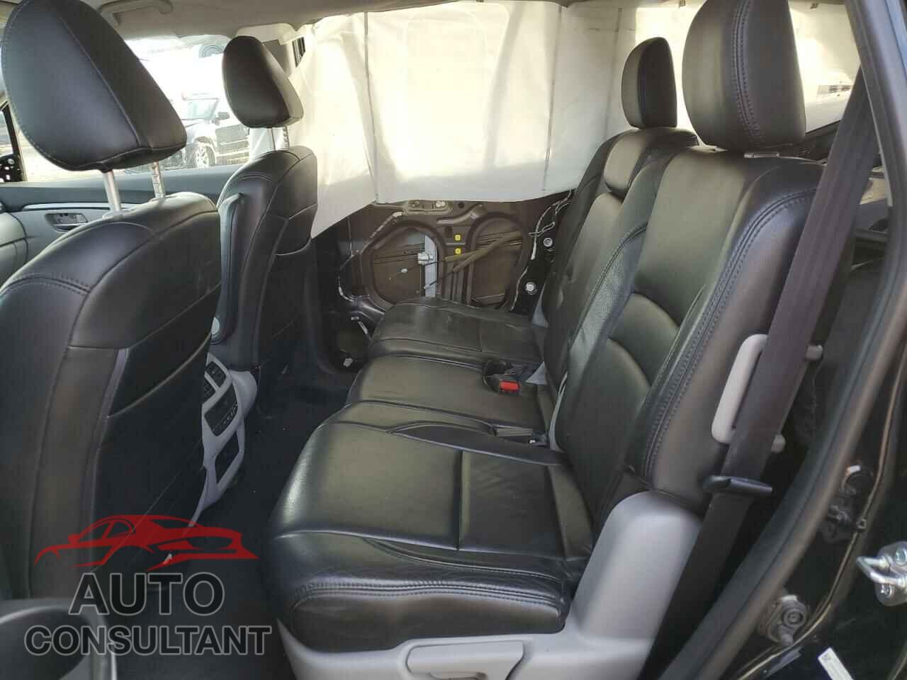 HONDA PILOT 2016 - 5FNYF5H47GB016830
