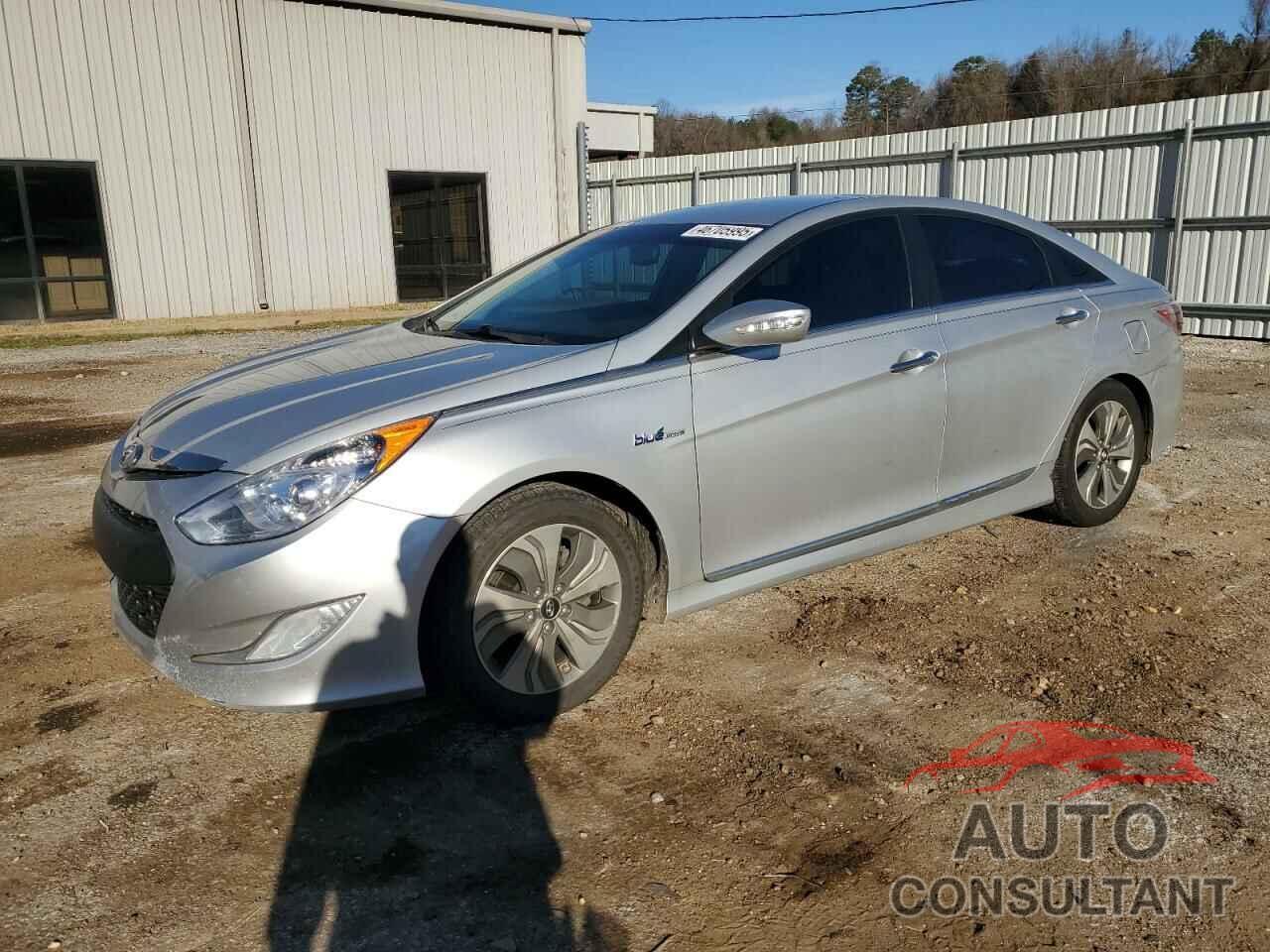 HYUNDAI SONATA 2013 - KMHEC4A45DA100032