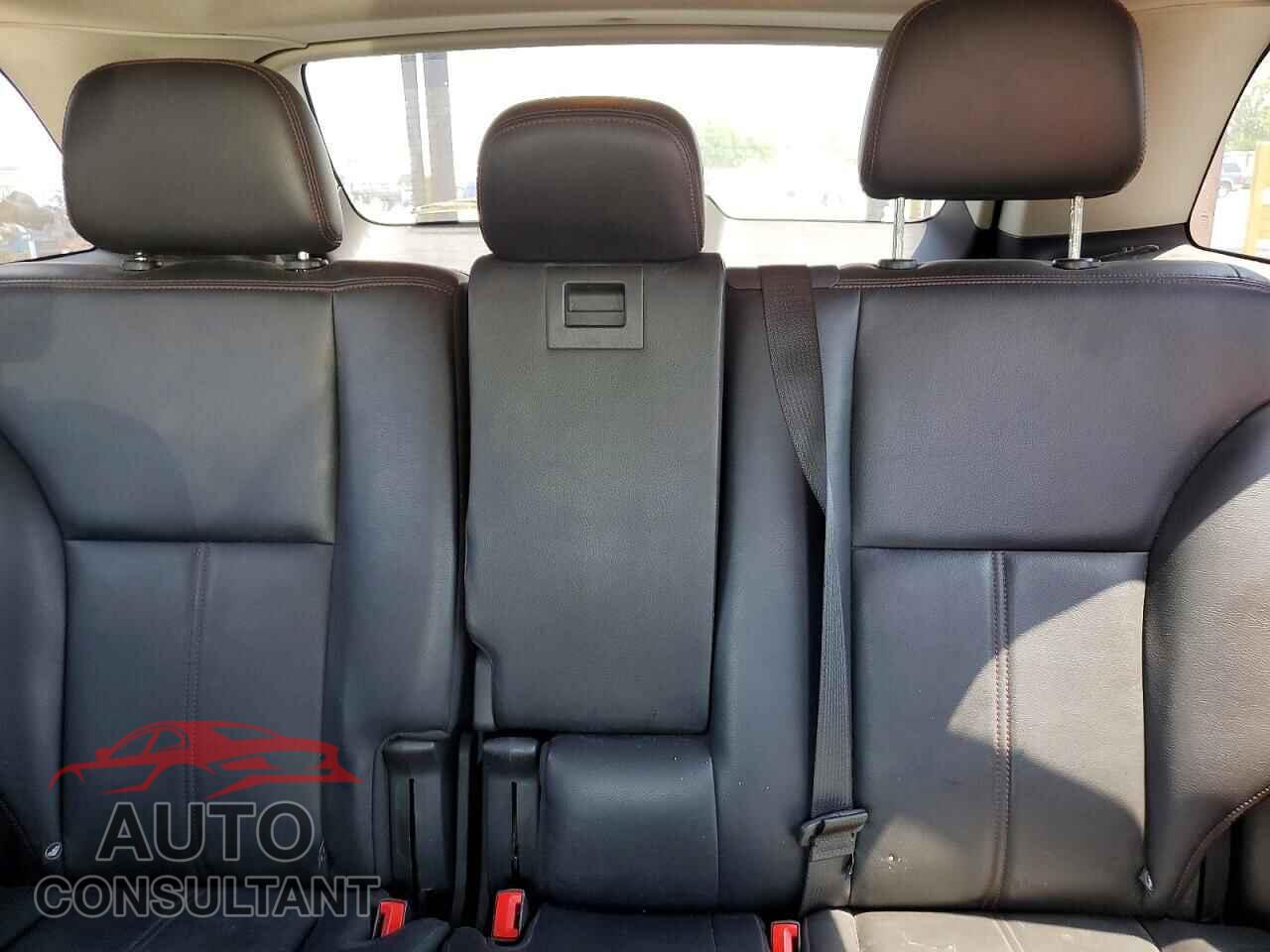 FORD EDGE 2011 - 2FMDK3JC2BBA12167