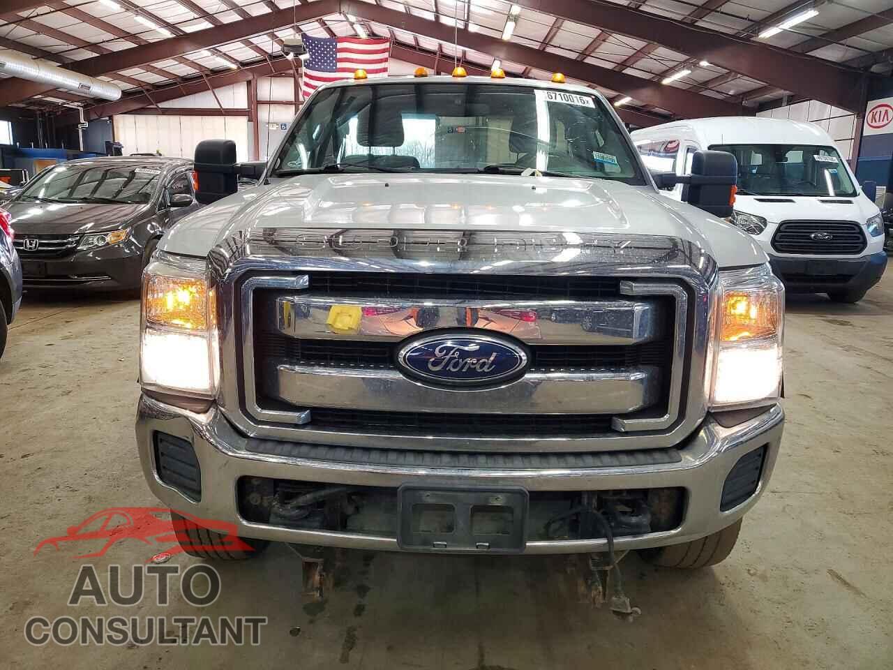 FORD F350 2012 - 1FTRF3BT7CEA23104