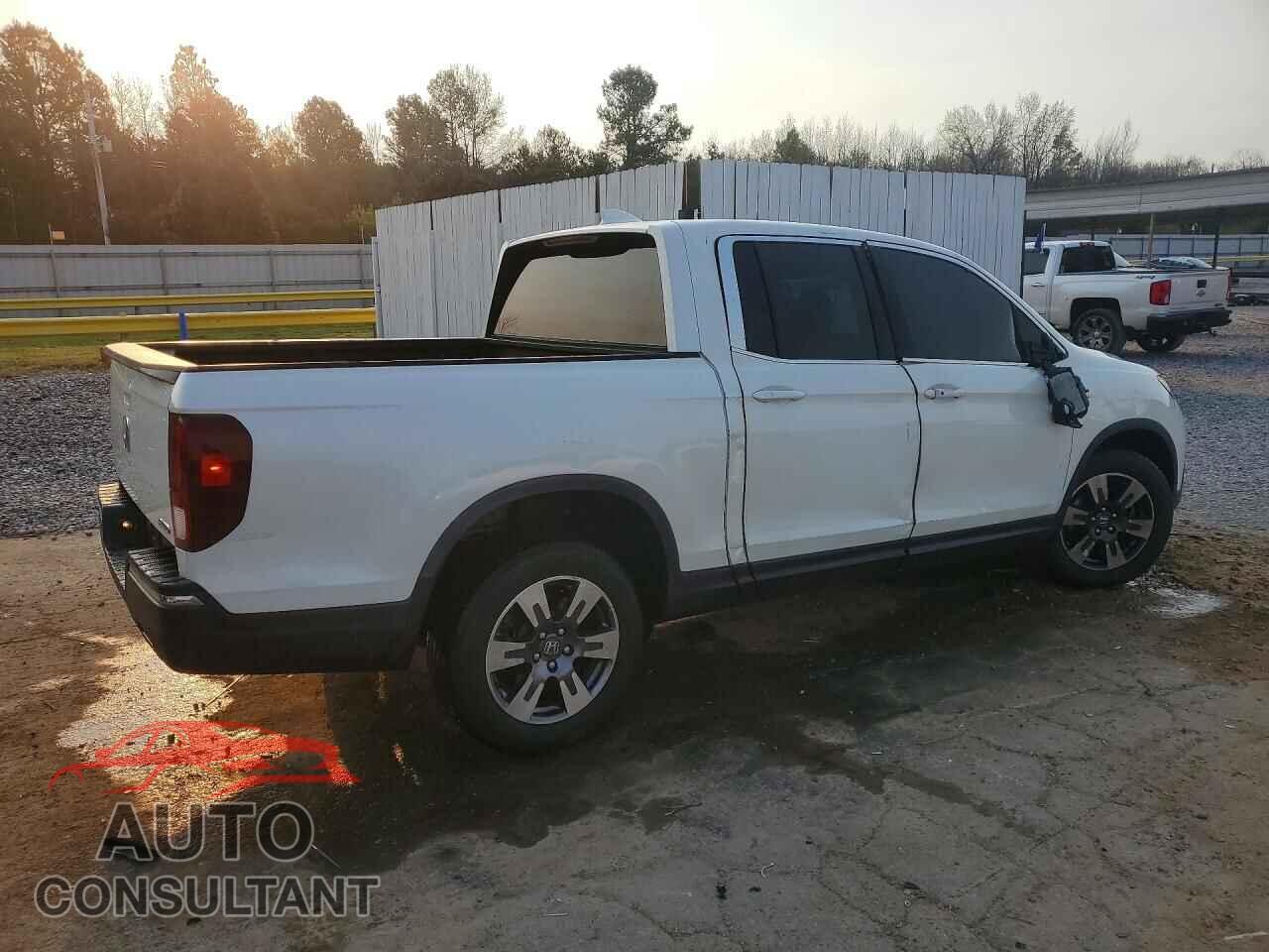 HONDA RIDGELINE 2018 - 5FPYK3F63JB016598