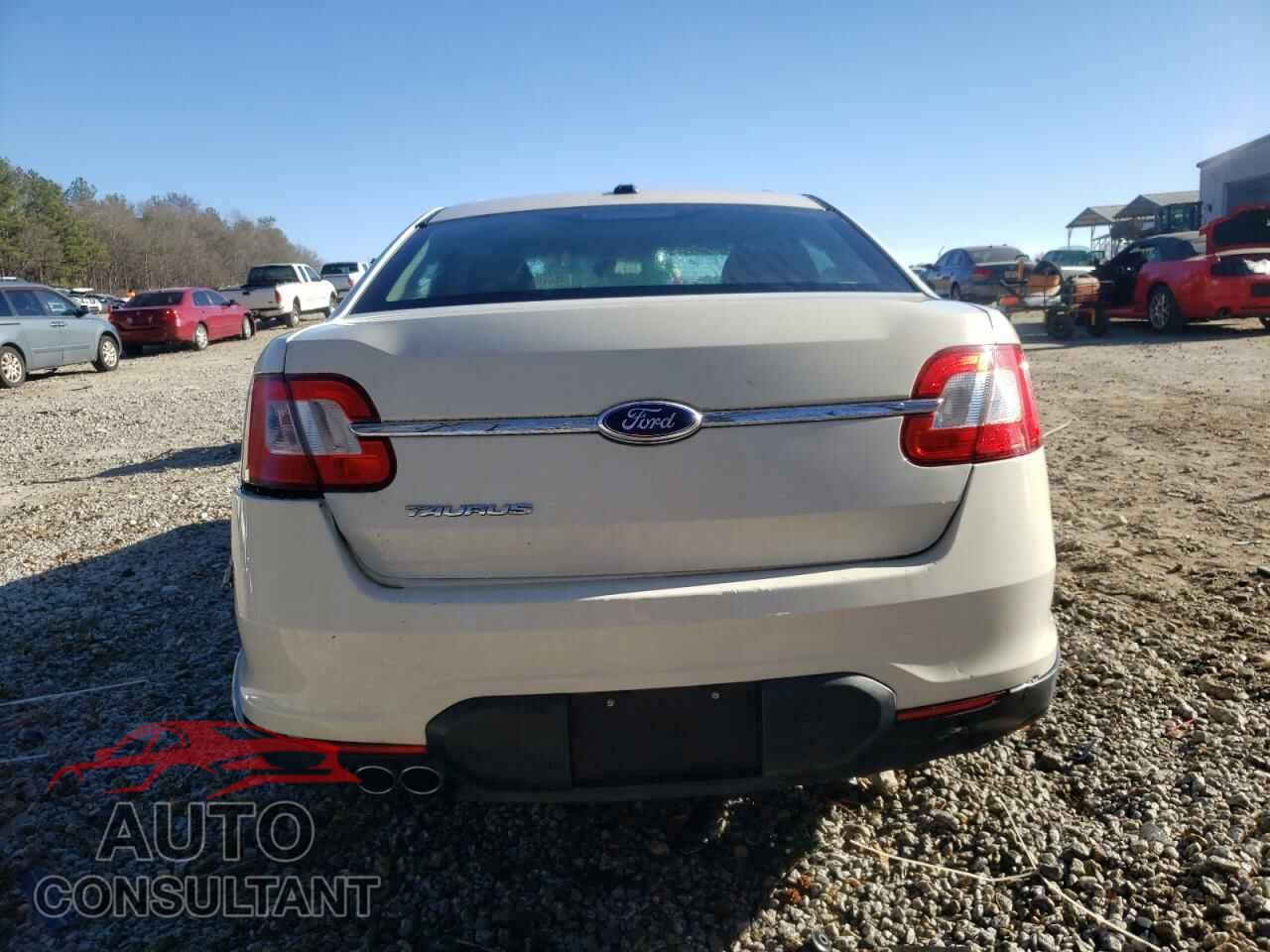 FORD TAURUS 2011 - 1FAHP2DW3BG159832