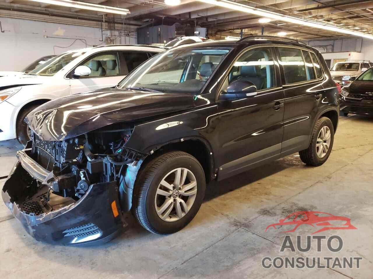 VOLKSWAGEN TIGUAN 2016 - WVGAV7AX6GW613639