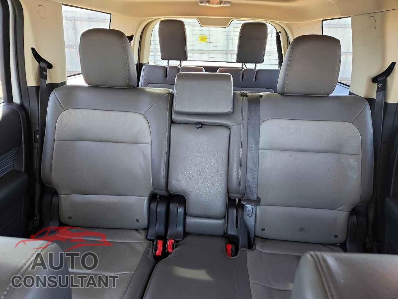 FORD FLEX 2017 - 2FMGK5C83HBA06257
