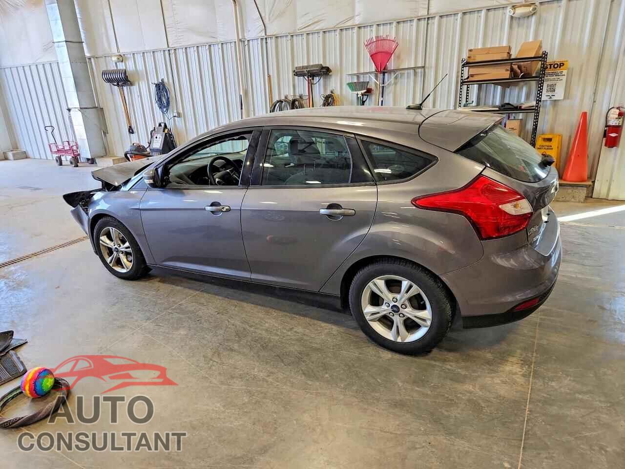 FORD FOCUS 2014 - 1FADP3K25EL212045