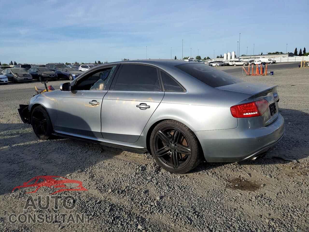 AUDI S4/RS4 2010 - WAUKGAFL2AA066893