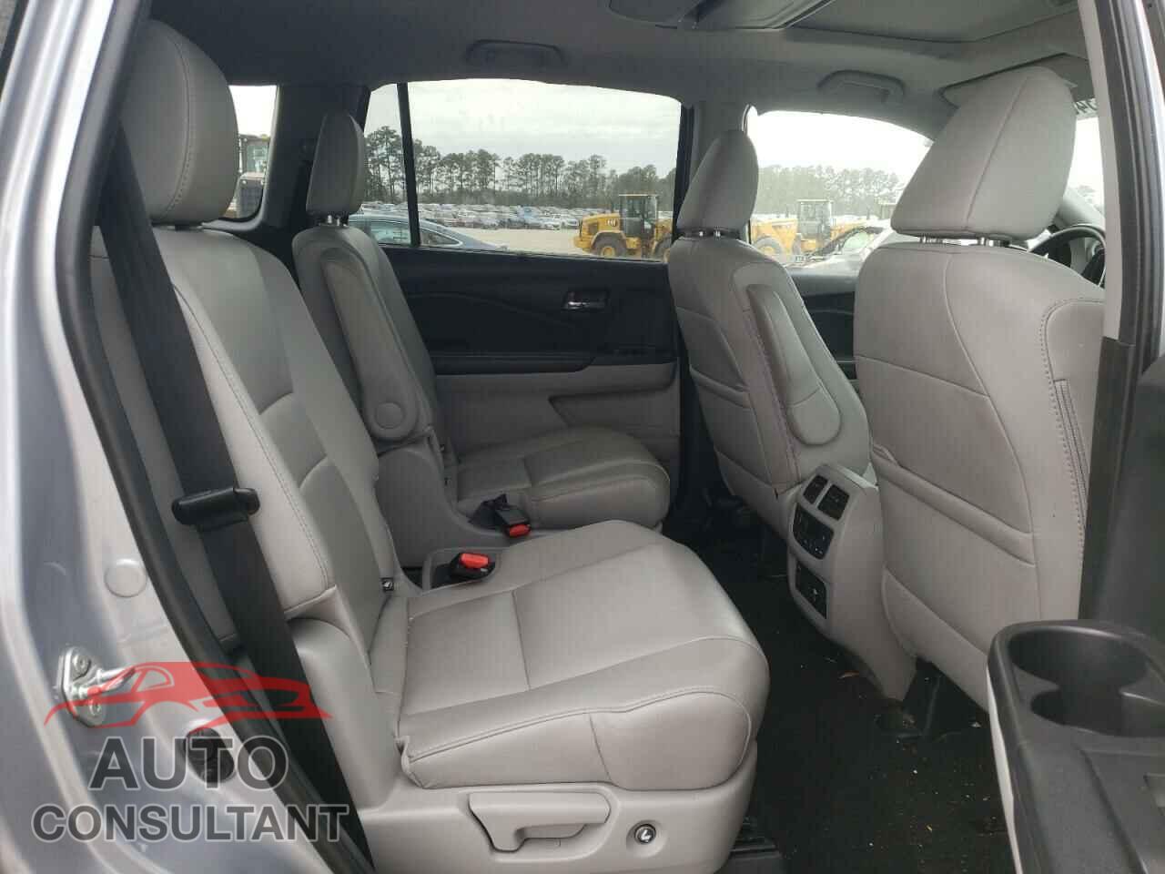 HONDA PILOT 2019 - 5FNYF5H66KB007725