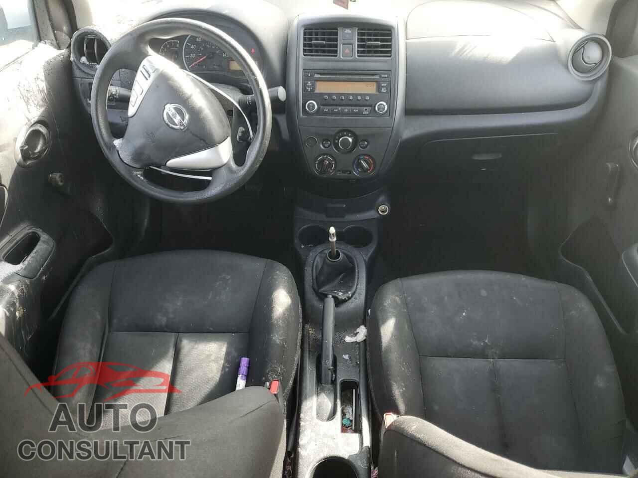 NISSAN VERSA 2017 - 3N1CN7AP3HL832677