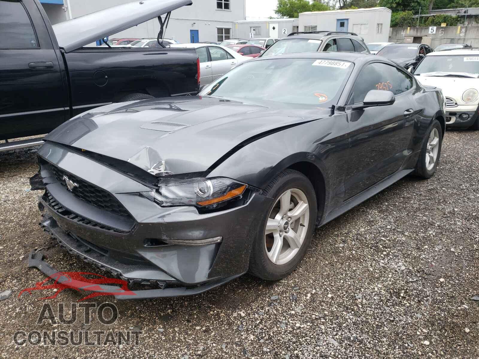 FORD MUSTANG 2019 - 1FA6P8THXK5132796