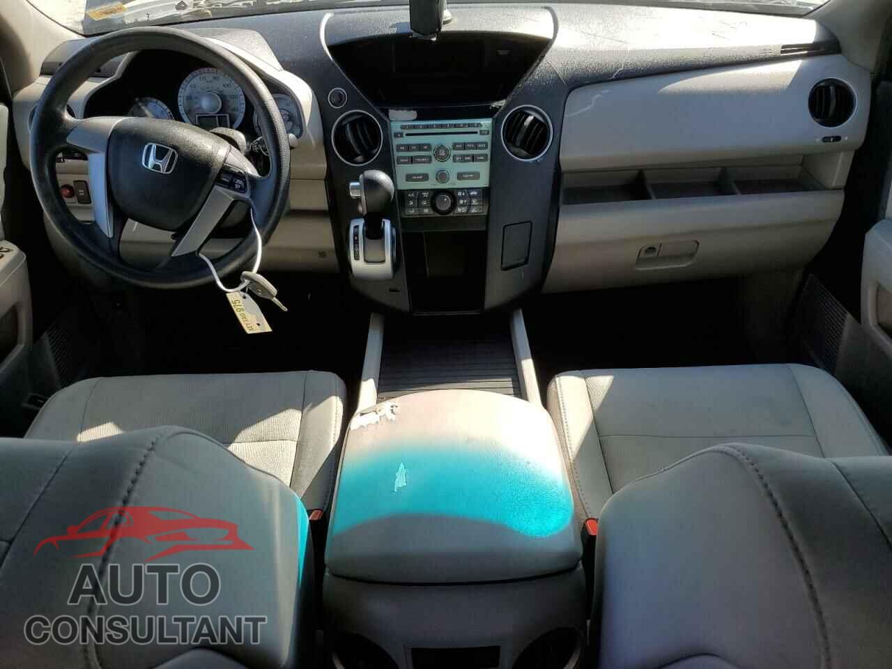 HONDA PILOT 2011 - 5FNYF3H20BB054816