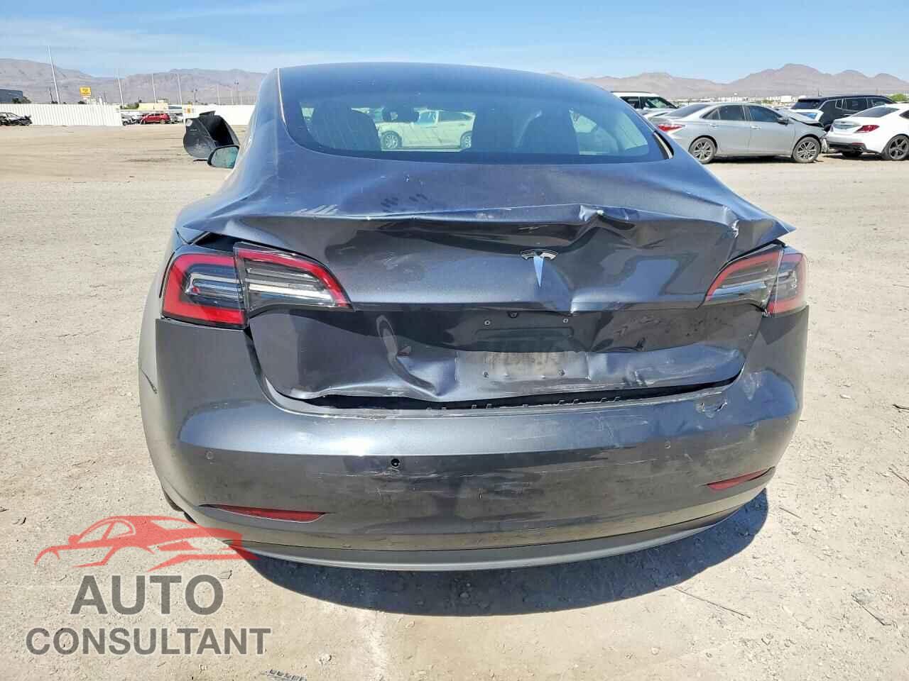 TESLA MODEL 3 2018 - 5YJ3E1EA4JF034581