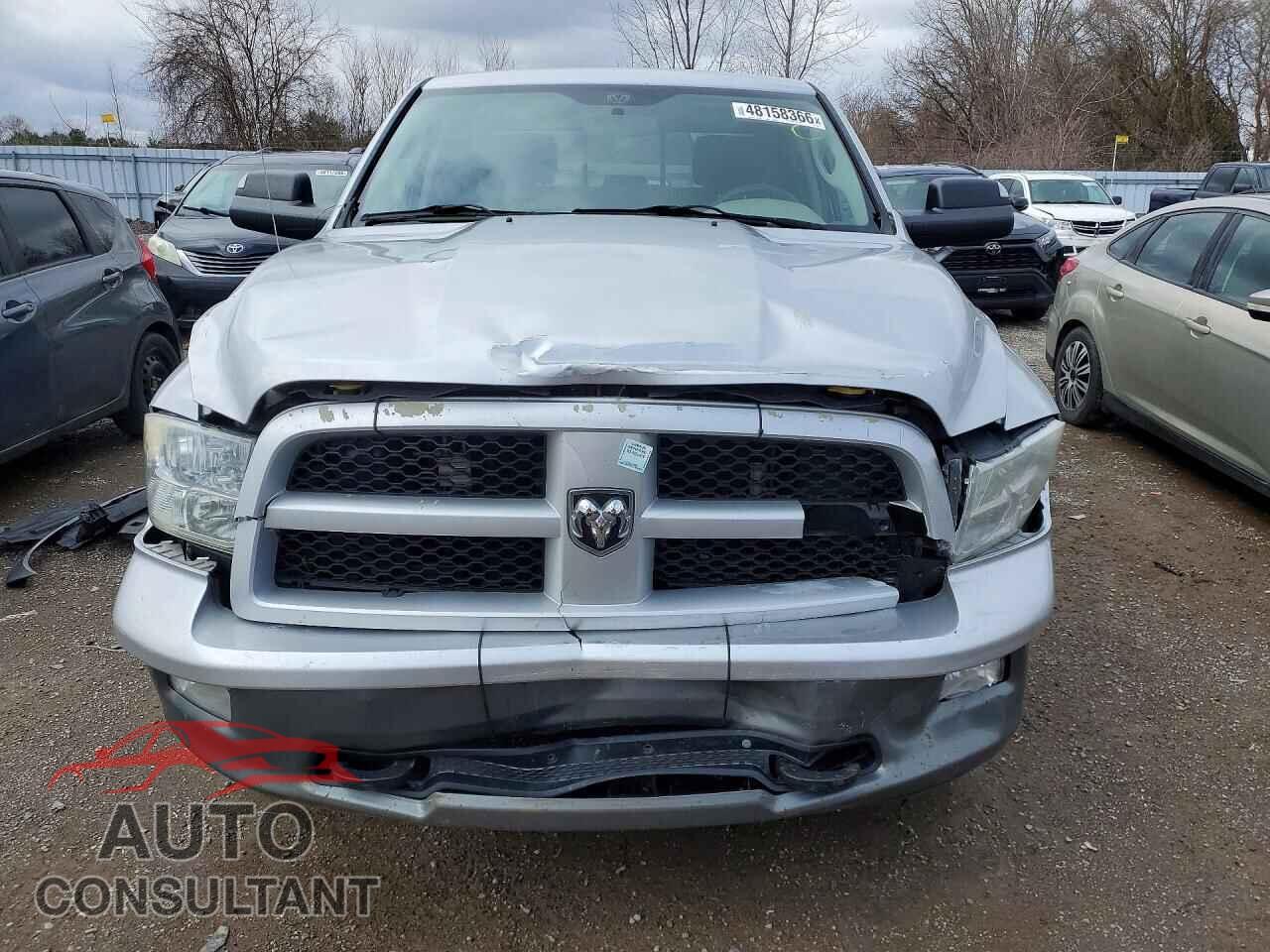 DODGE RAM 1500 2012 - 1C6RD7LT5CS273753