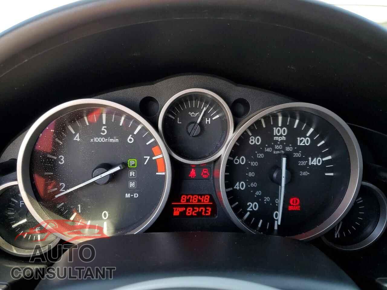 MAZDA MX5 2011 - JM1NC2PF0B0218512