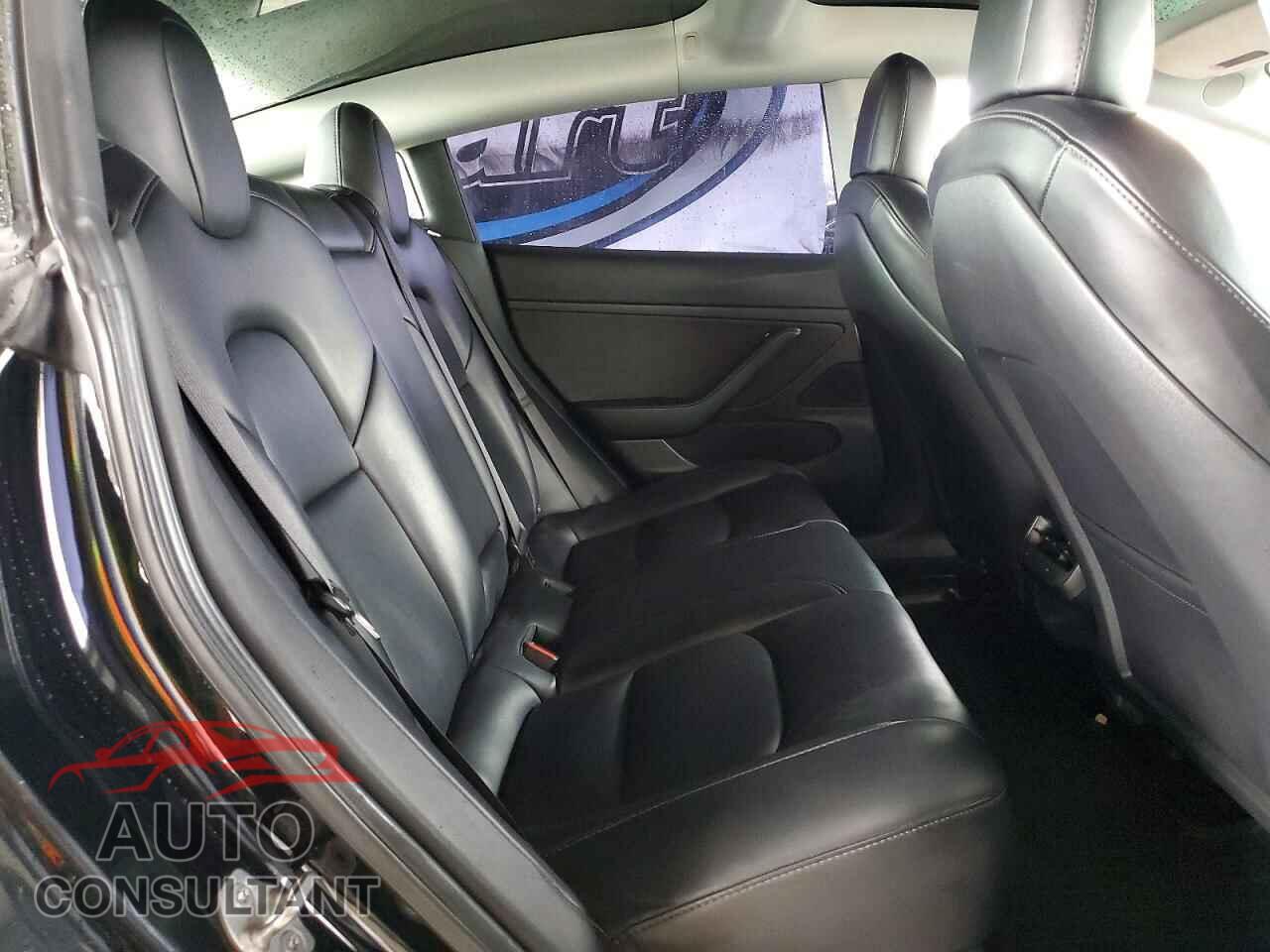 TESLA MODEL 3 2021 - 5YJ3E1EA6MF915111